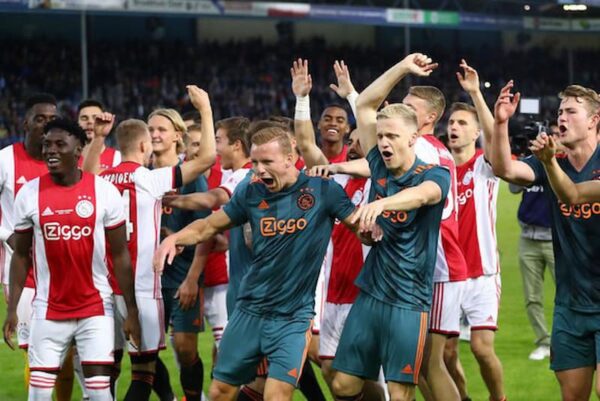 Soi kèo De Graafschap vs Ajax, 3h00 ngày 3/3, Hà Lan