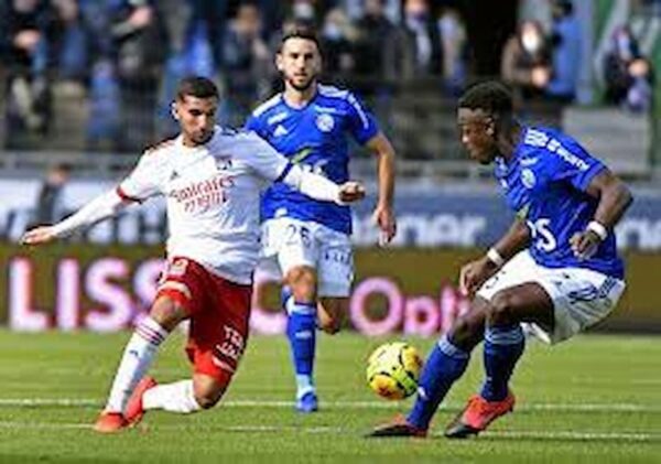 Soi kèo Strasbourg vs Olympique Lyonnais, 2h00 ngày 29/4, Ligue 1